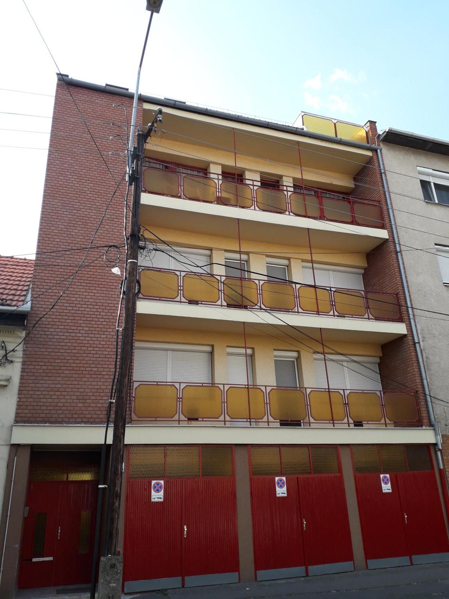 8X8 Tetoter Apartman Szeged Exterior photo